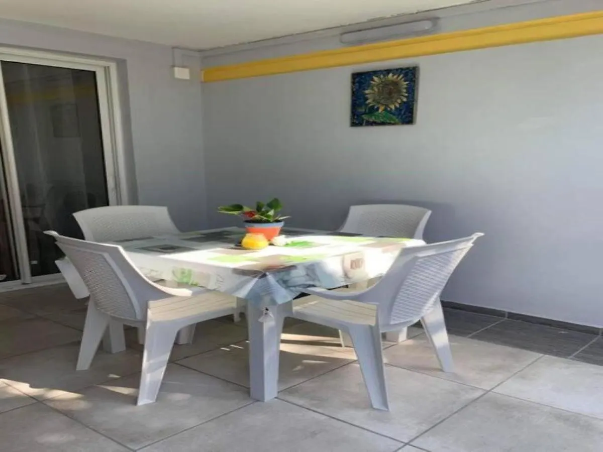 La Villa O Plaisir Deshaies Apartment